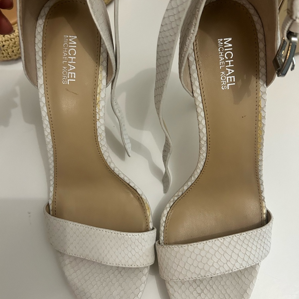 Michael Kors Textured White Heels - Picture 6 of 7